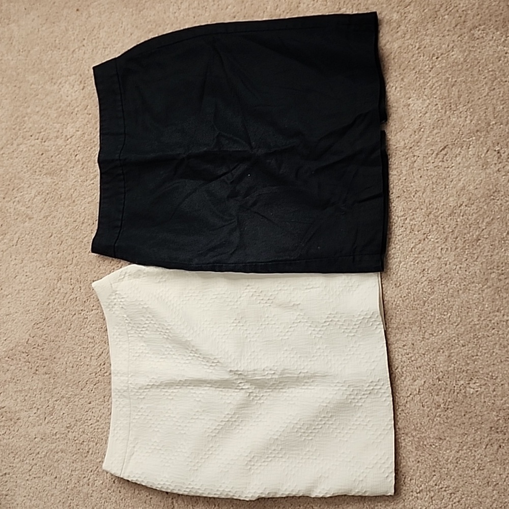 2 Banana Republic Skirts - Size 0